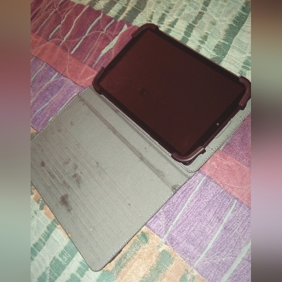 Tablet, Case, & Charger - Picture 2 of 5